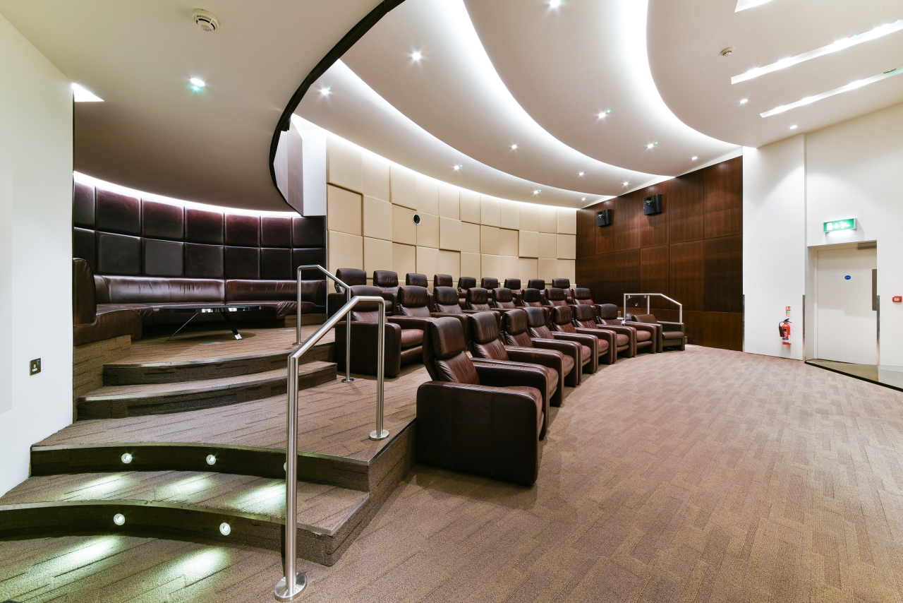 Pan Peninsula Square, Canary Wharf, London, E14