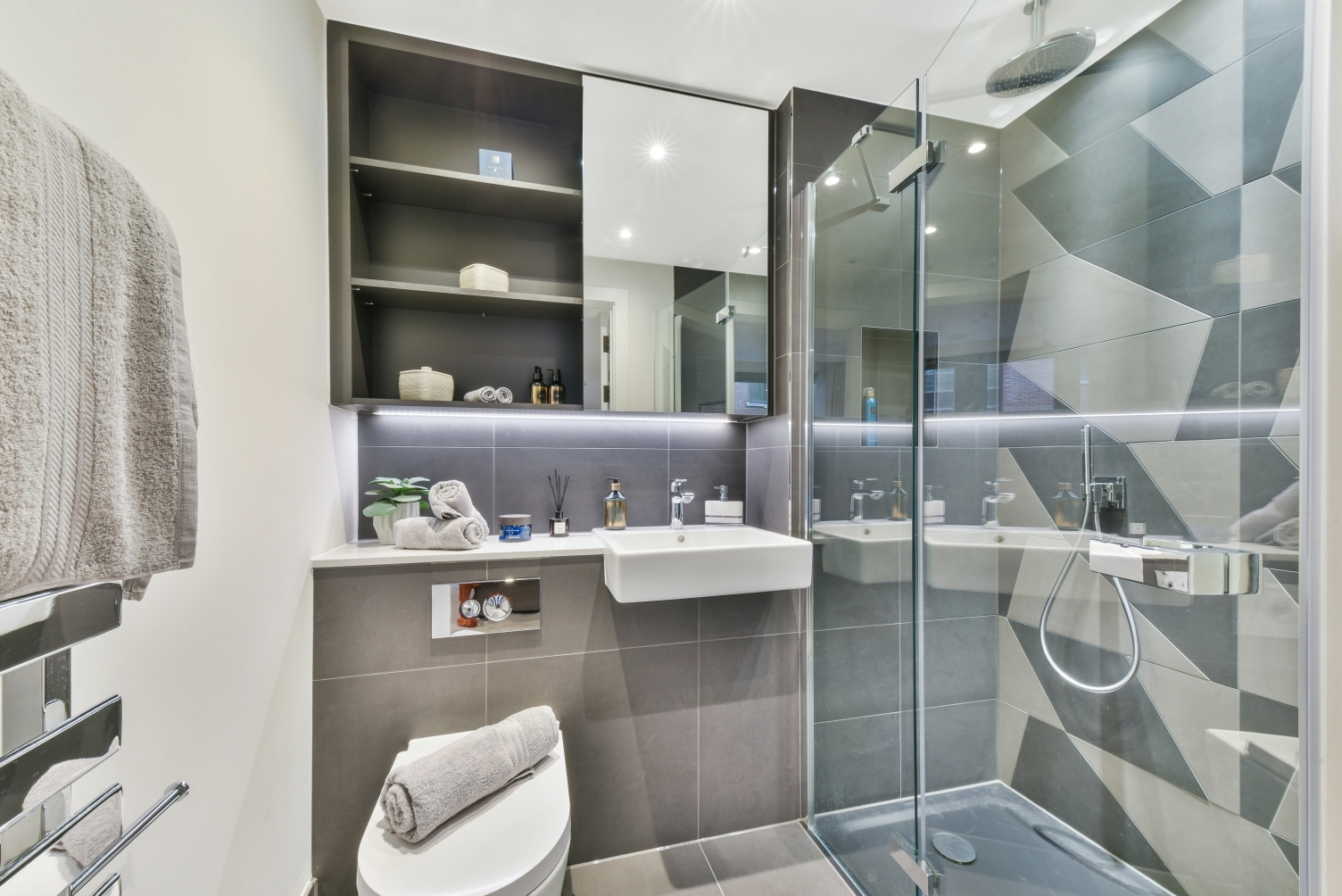 Clarendon Court, The Denizen, Golden Lane, Barbican, London, EC1Y