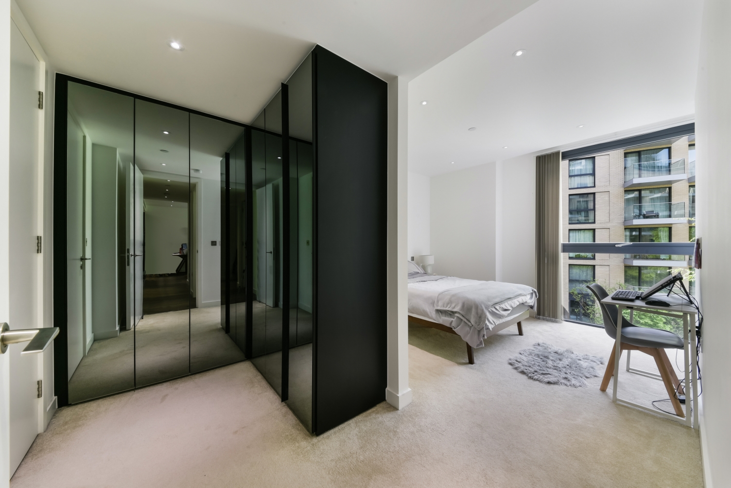 Chaucer Gardens, Aldgate, London, E1