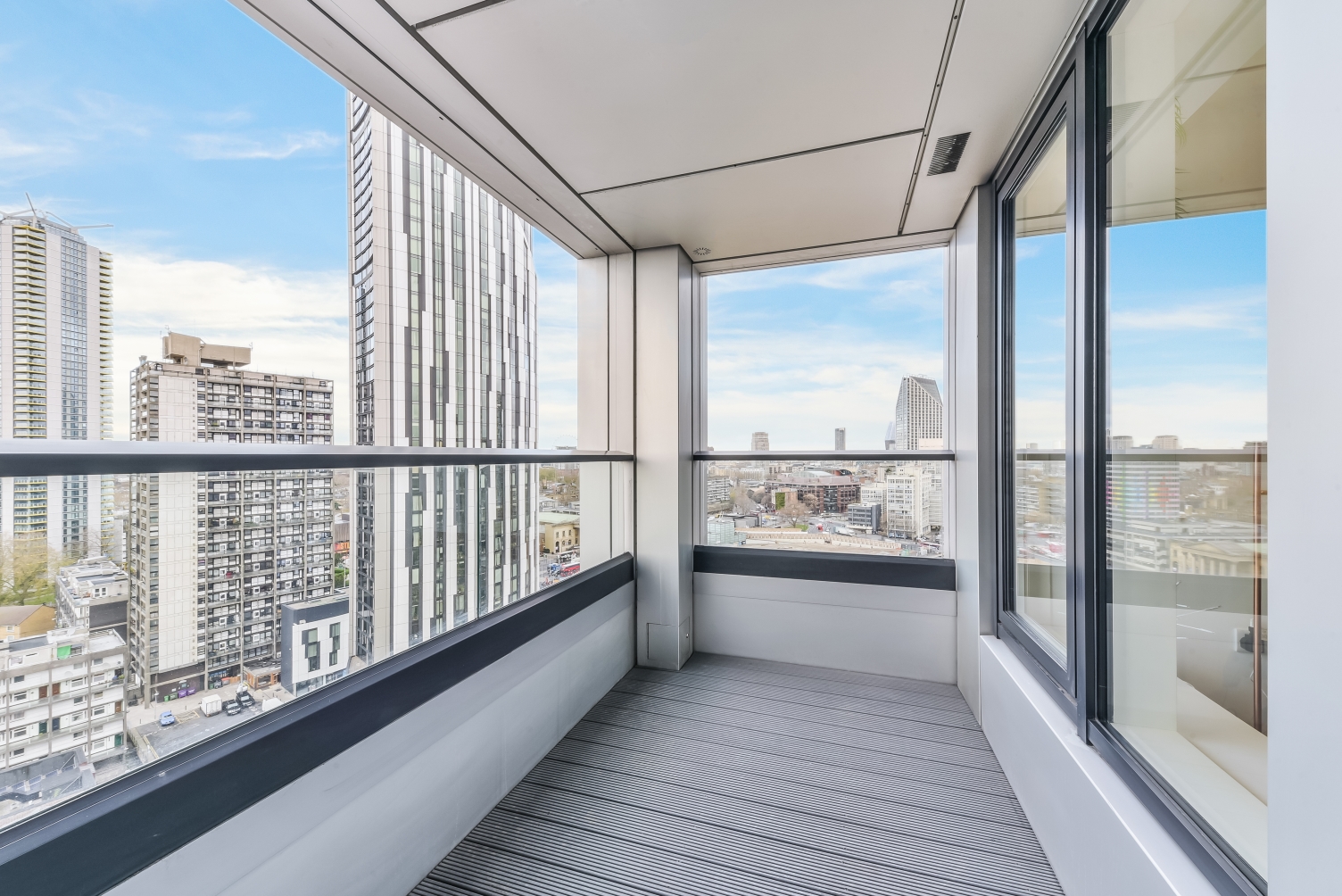 Elephant Park, Deacon Street, Elephanta and Castle, London, SE17