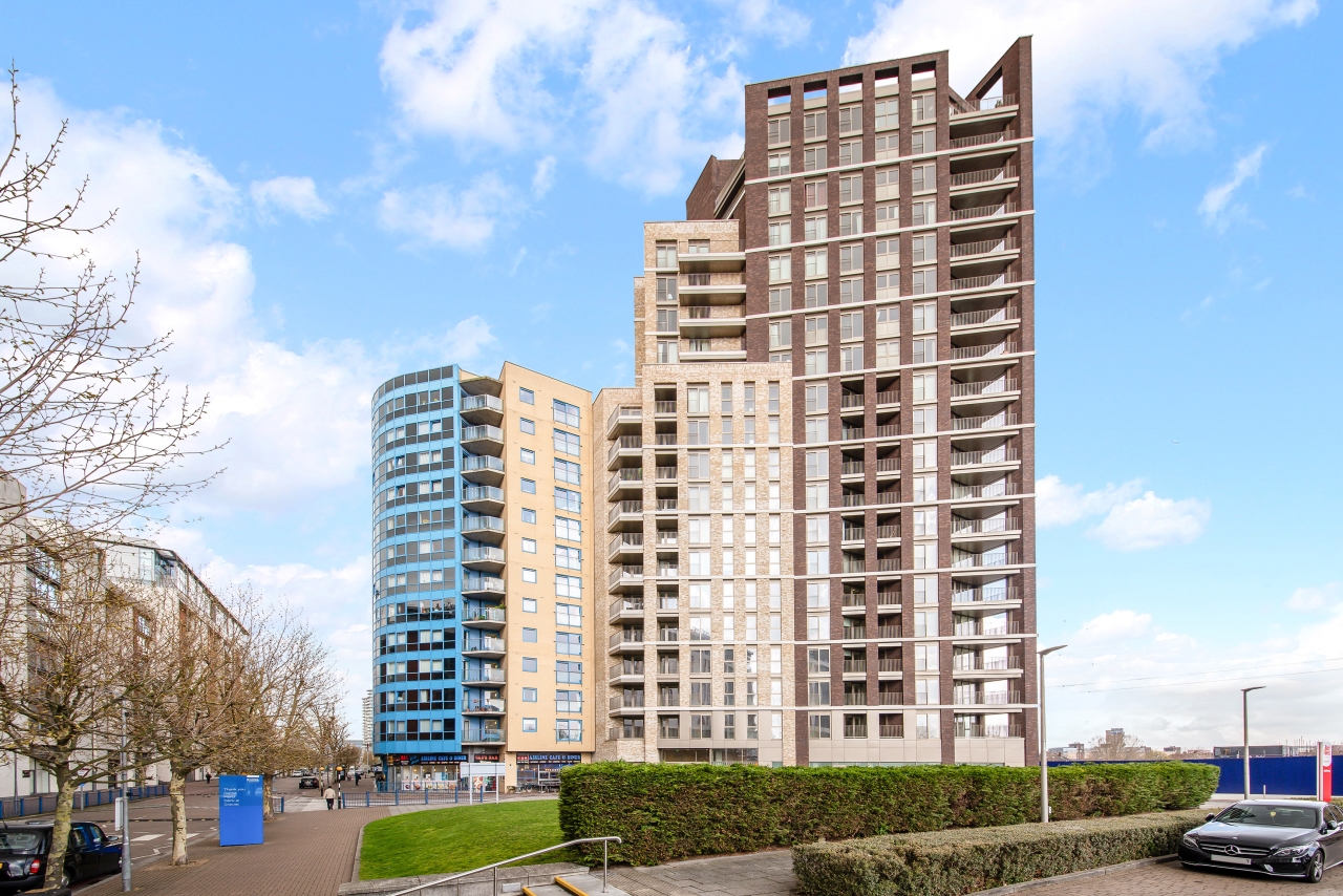 Royal Docks West, Western Gateway, Docklands, London, E16