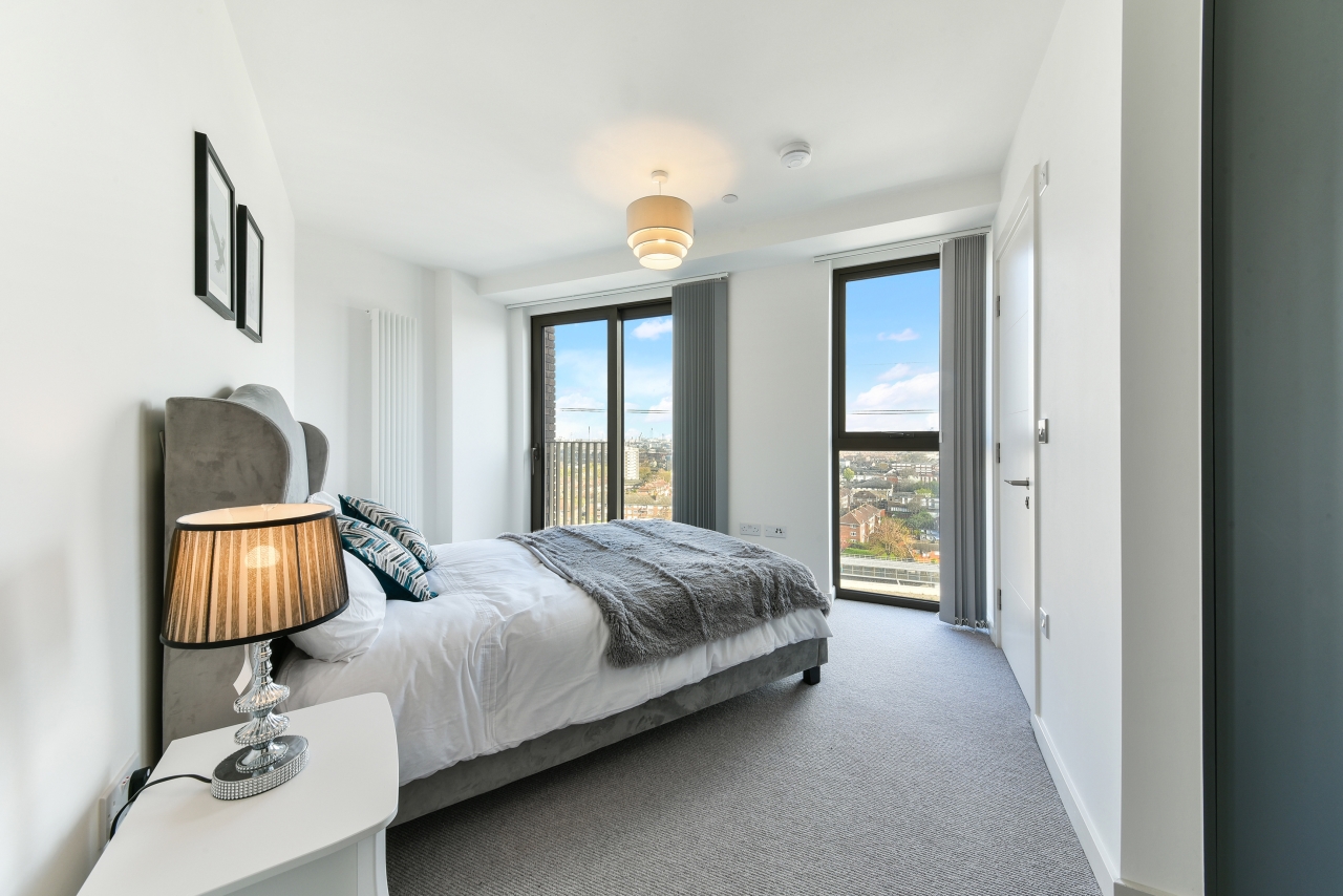 Western Gateway, Docklands, London, E16