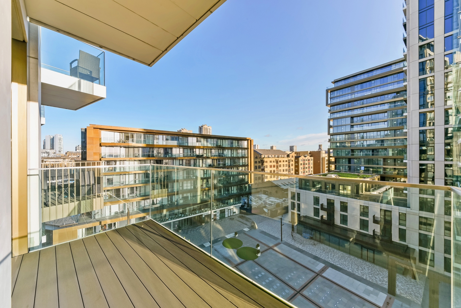 Ariel House, 144 London Dock, Vaughan Way, Shadwell, E1W