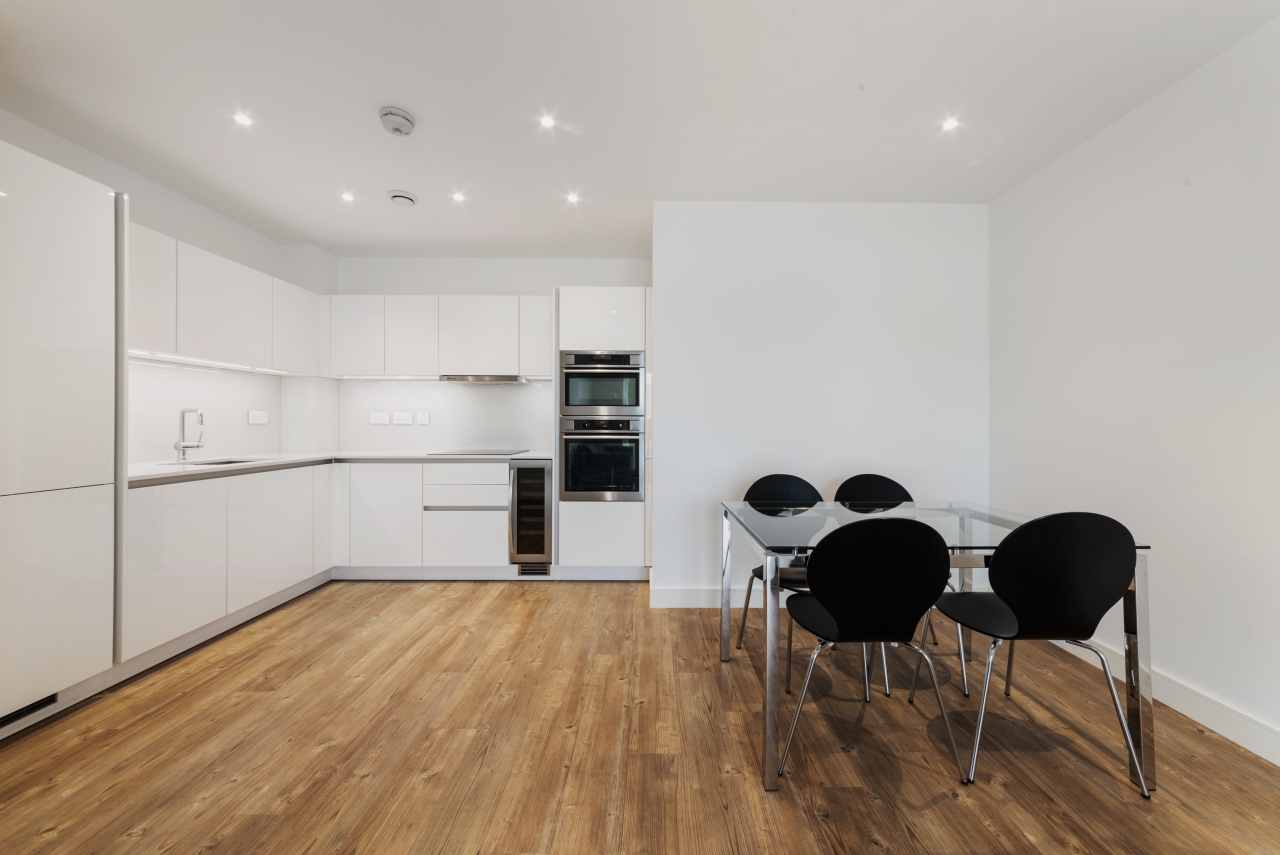 Gordian Apartments, 34 Cable Walk, Greenwich, London, SE10 - Chase Evans