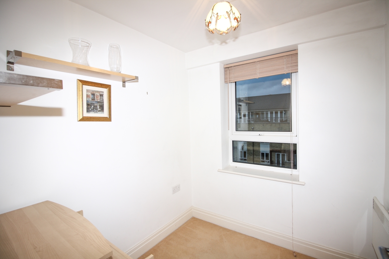 Westferry Road, Isle Of Dogs, London, E14 - Chase Evans