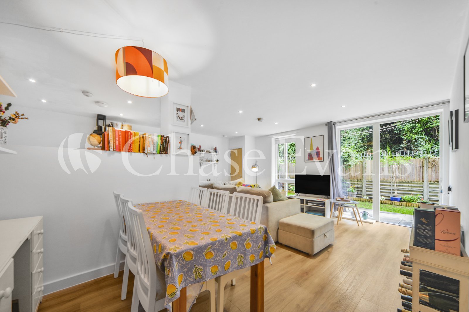 Nauticus Walk, Isle Of Dogs, London, E14