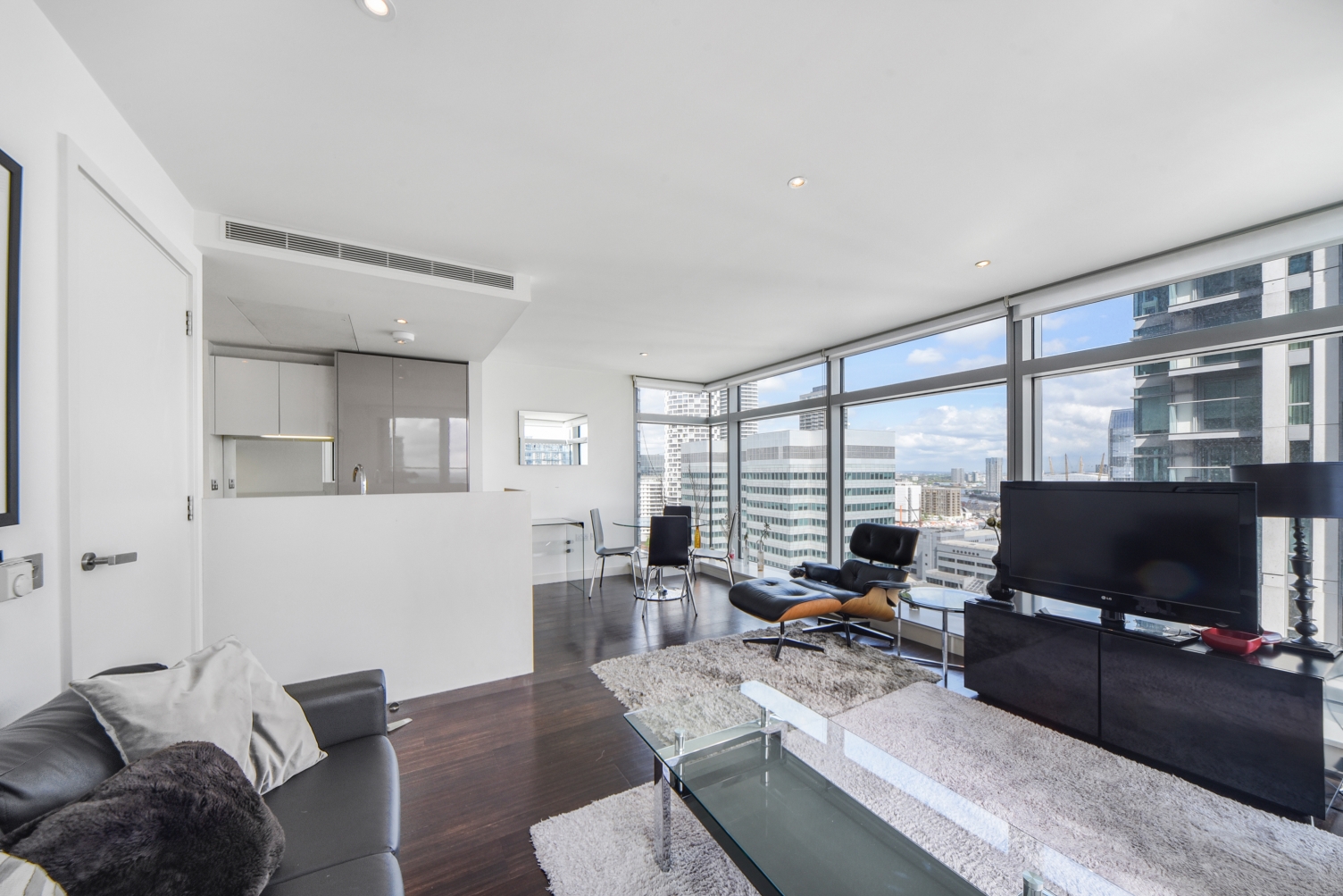 Pan Peninsula Square, Canary Wharf, London, E14