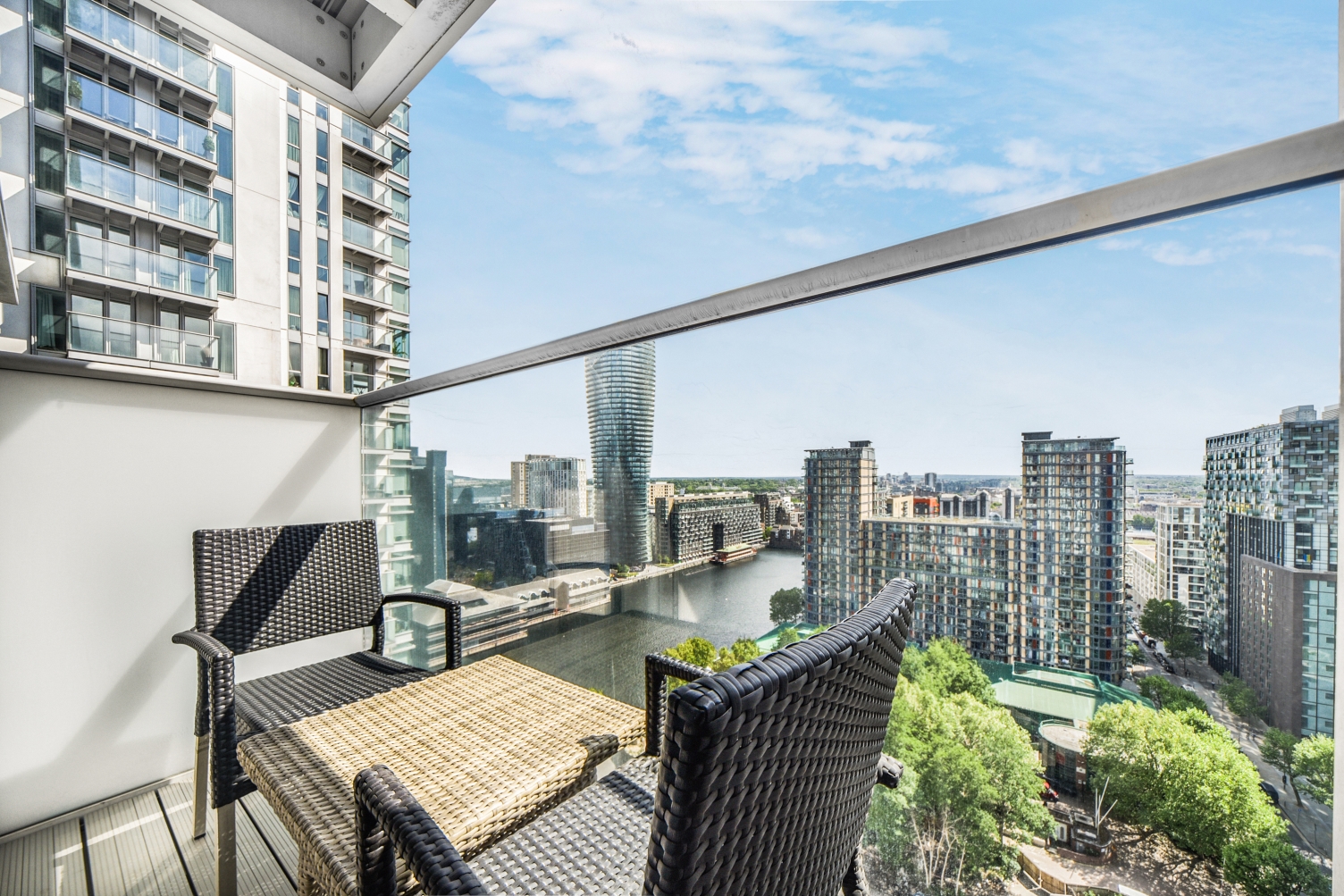 Pan Peninsula Square, Canary Wharf, London, E14