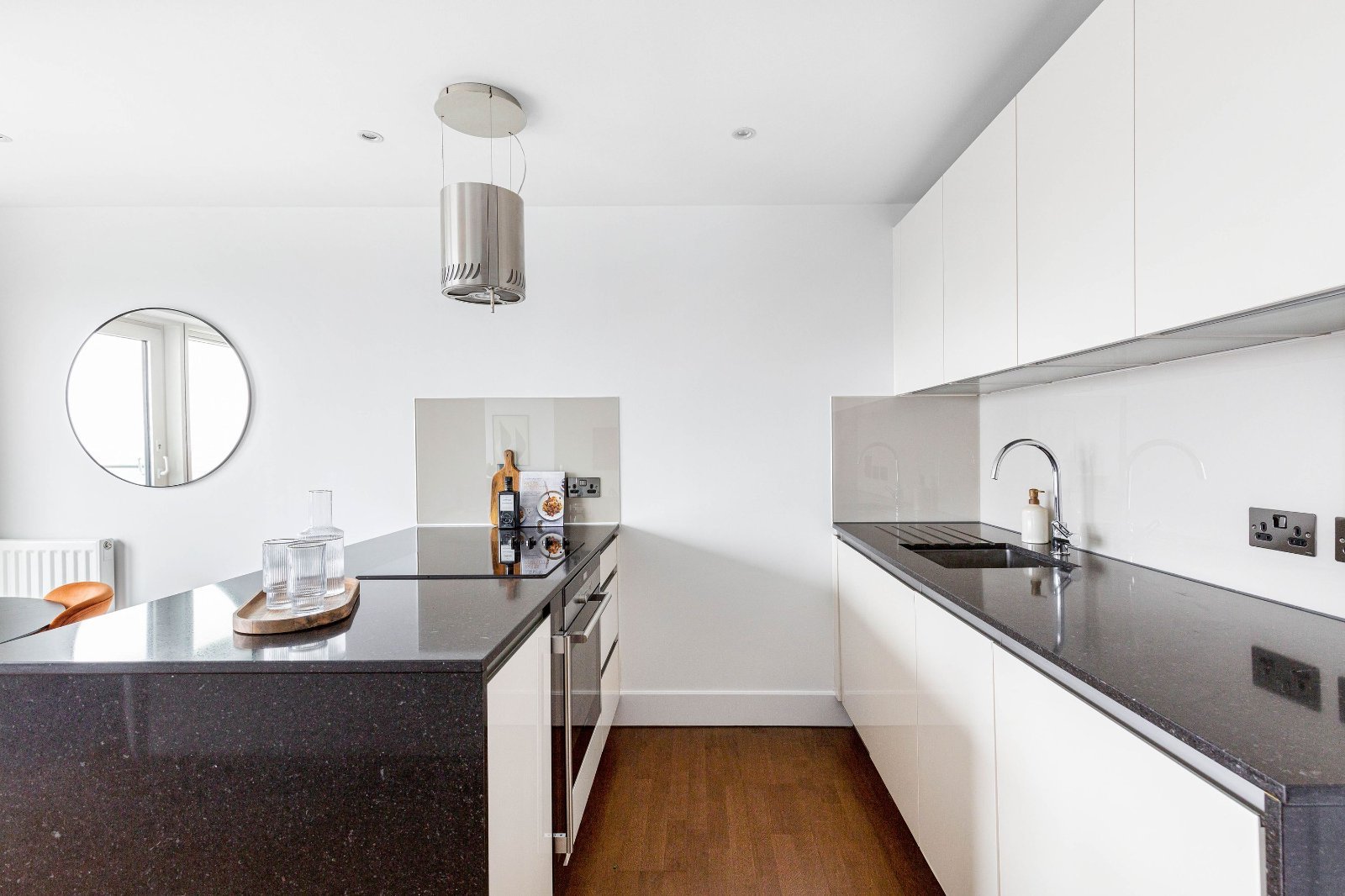 Crawford Building, One Commerical, 112 Whitechapel High Street, Aldgate, London, E1 - Chase Evans