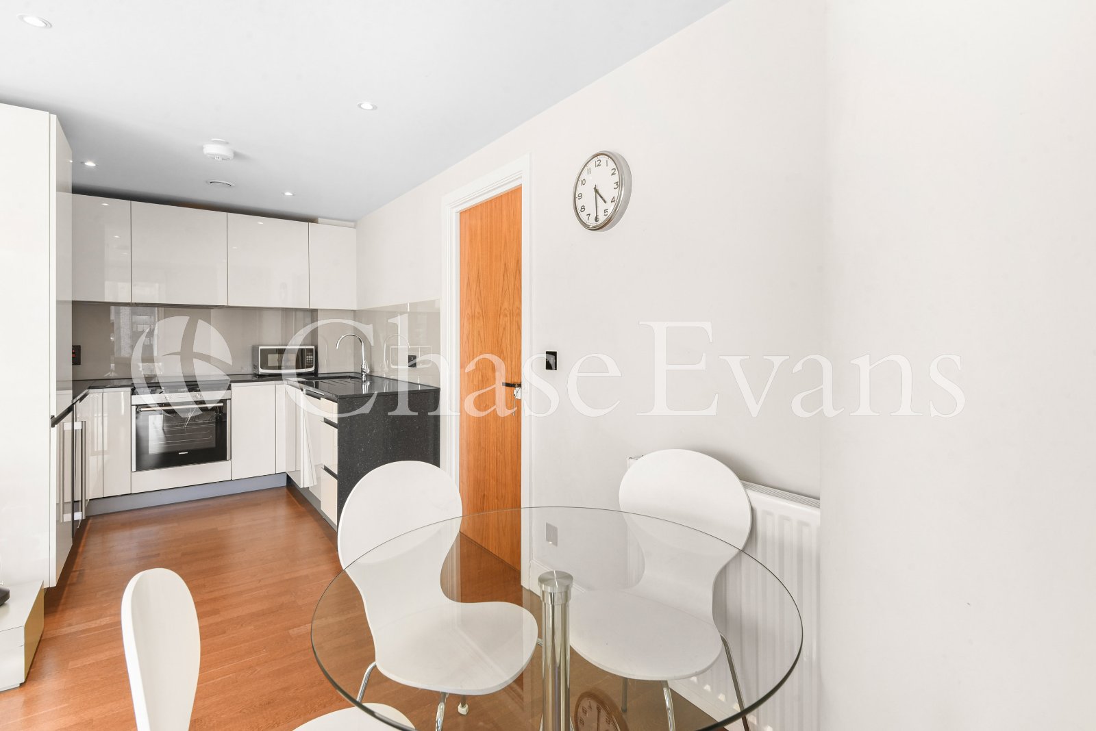 One Commercial, 112 Whitechapel High Street, Aldgate, London, E1 - Chase Evans