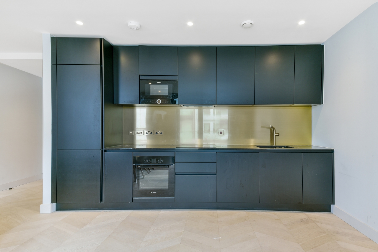 The Waterman, 3 Greenwich Peninsula, Tidemill Square, Greenwich, SE10 - Chase Evans