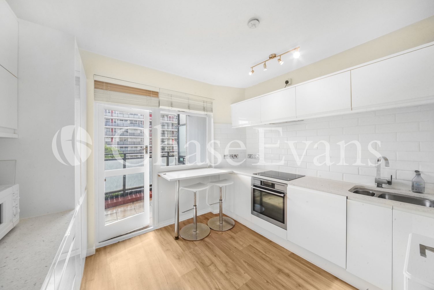 Churchill Gardens, Pimlico, London, SW1V - Chase Evans