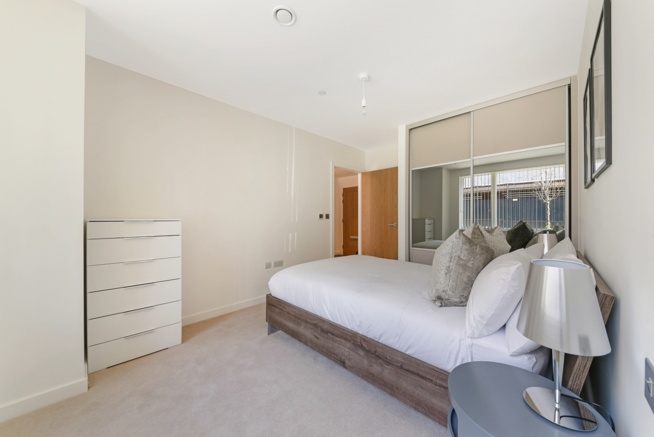 Colindale Gardens, Colindale, London, NW9 - Chase Evans