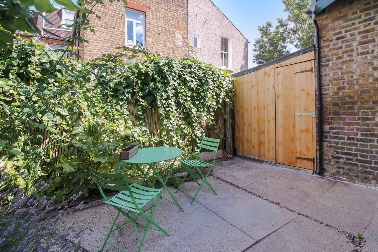 Ormiston Grove, Shepherd'S Bush, London, W12