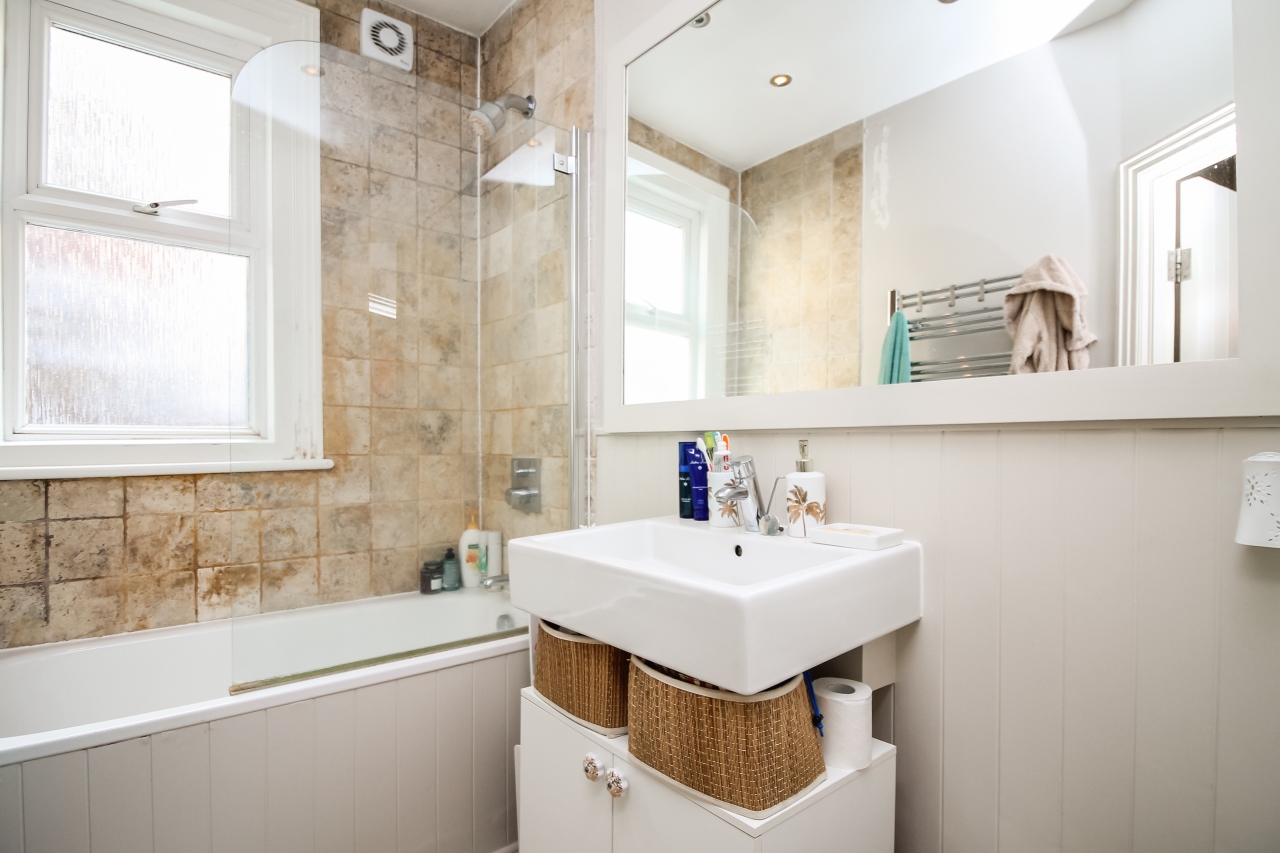 Ormiston Grove, Shepherd'S Bush, London, W12