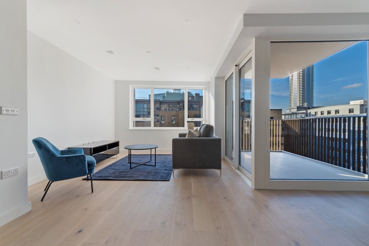 Walworth Road, Elephant & Castle, London, SE17 - Chase Evans