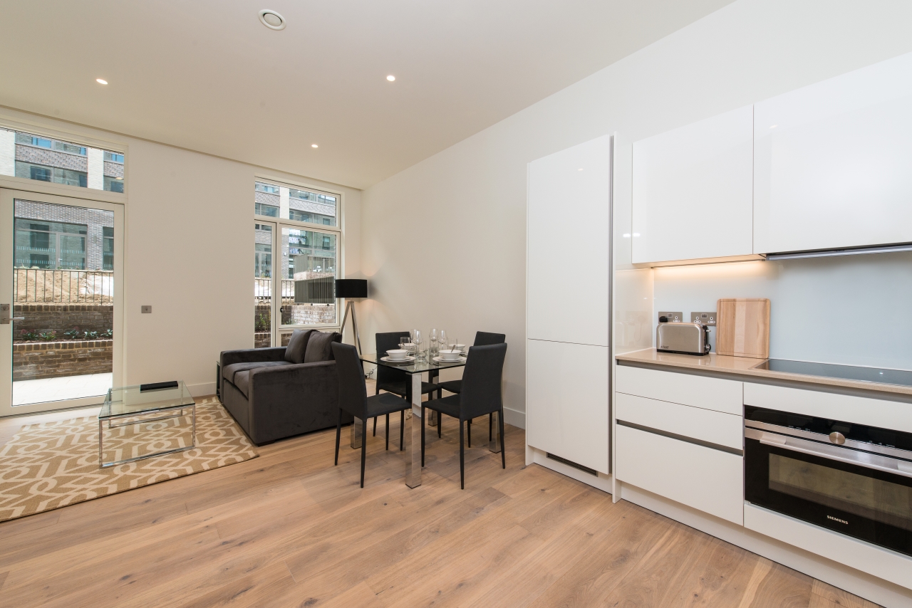 12 West Row, The Ladbroke Grove, Ladbroke Grove, W10