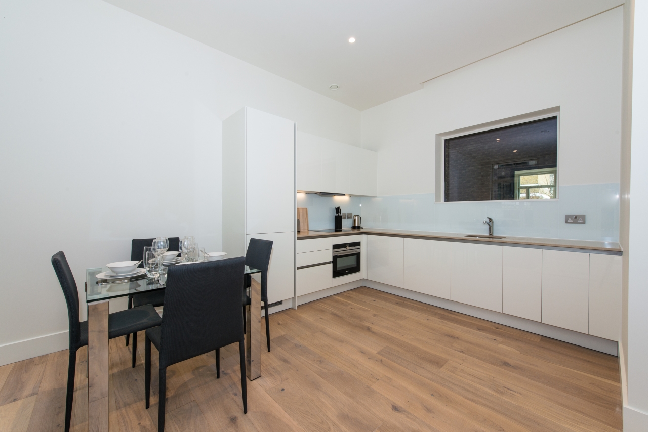 12 West Row, The Ladbroke Grove, Ladbroke Grove, W10
