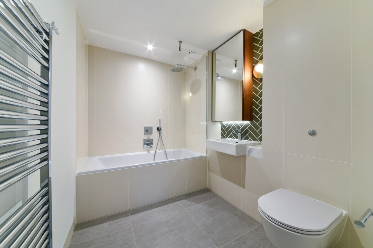 City Road, Hoxton, London, EC1V