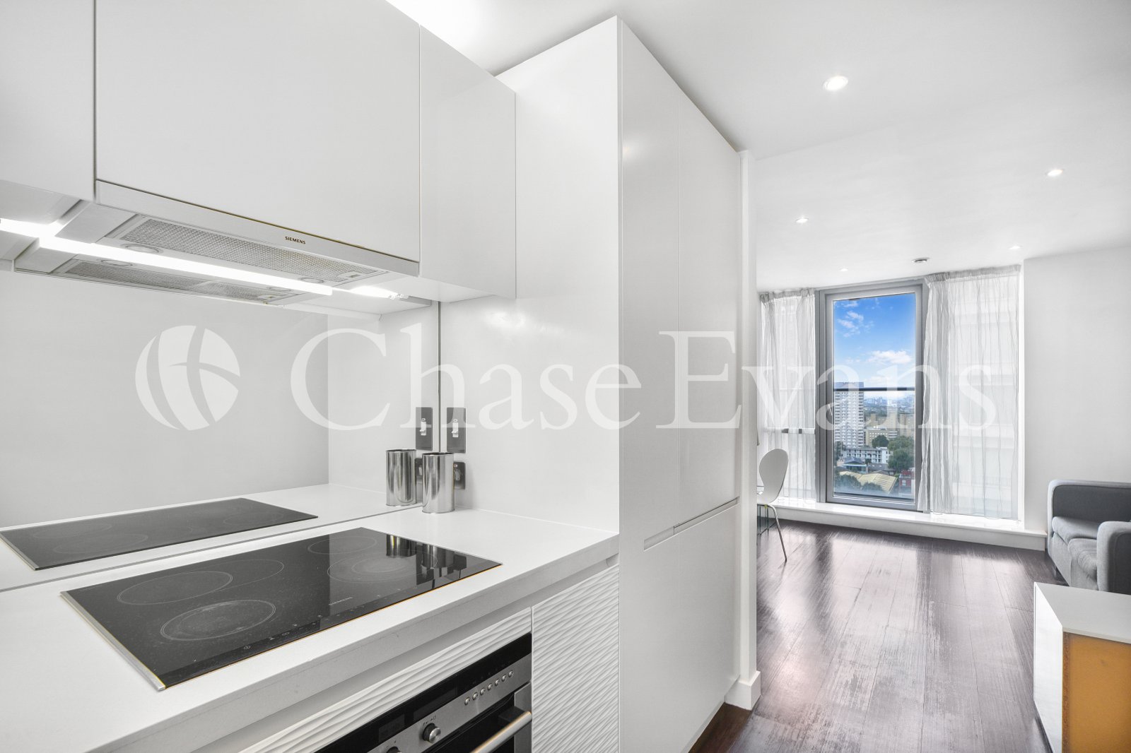 Pan Peninsula Square, Canary Wharf, London, E14 - Chase Evans