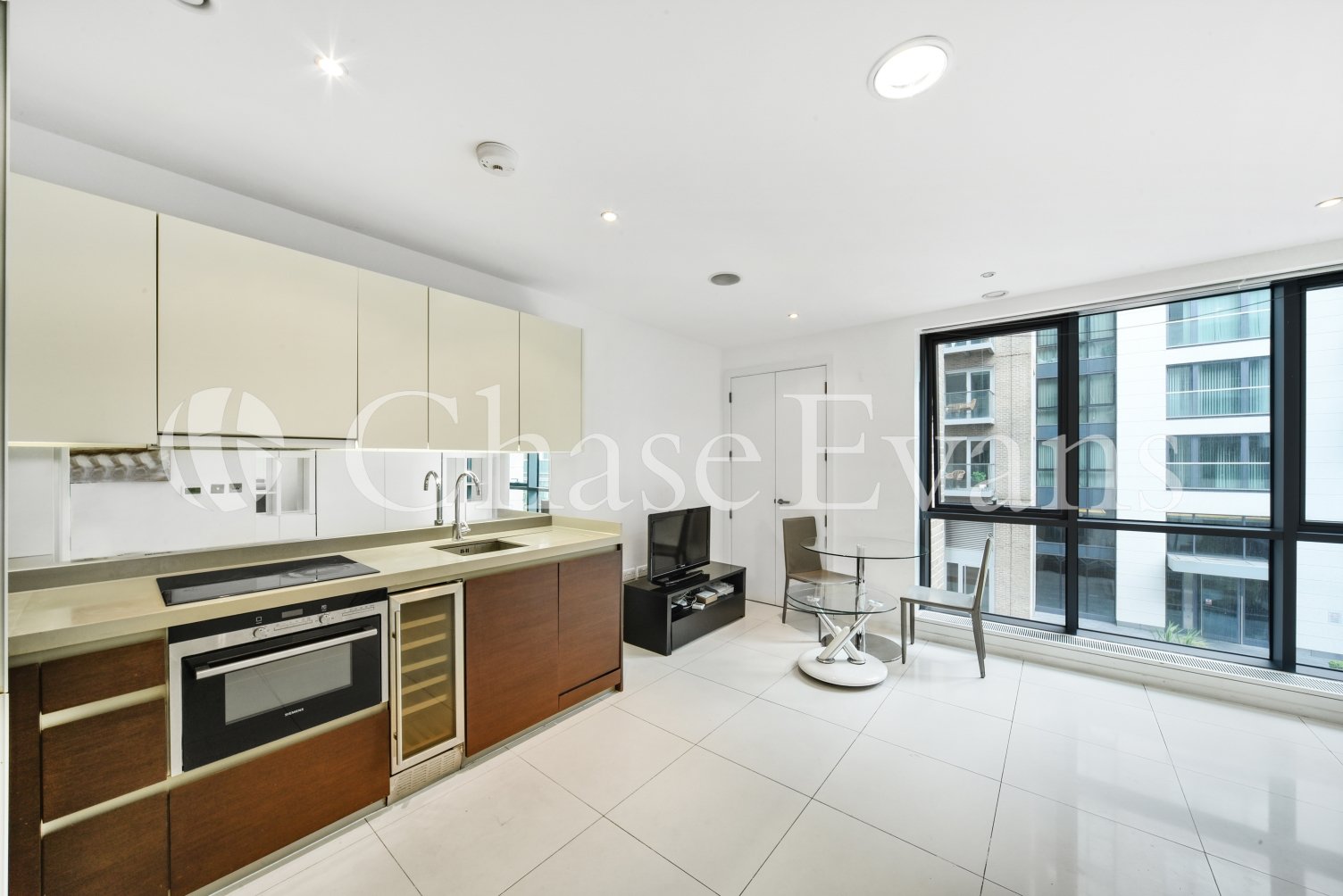 Baltimore Wharf, London, E14 - Chase Evans