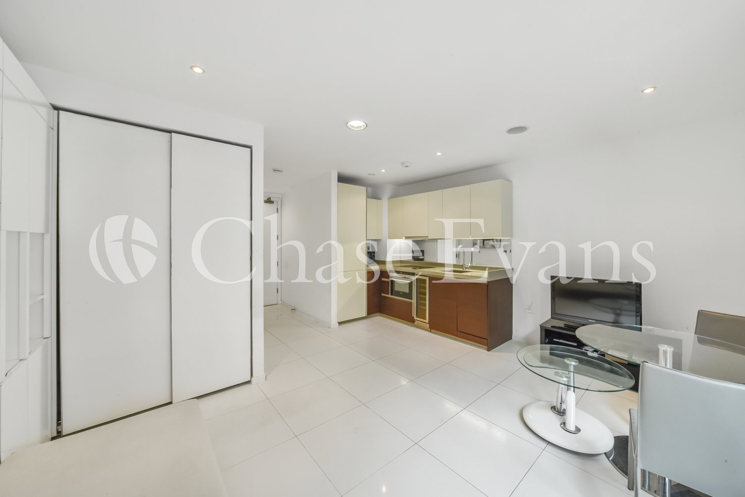 Baltimore Wharf, London, E14 - Chase Evans