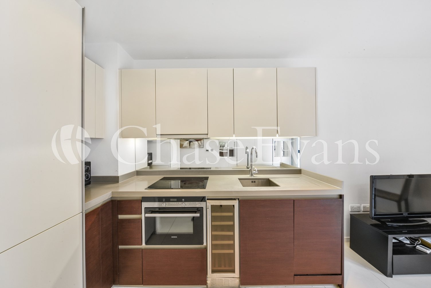 Baltimore Wharf, London, E14 - Chase Evans