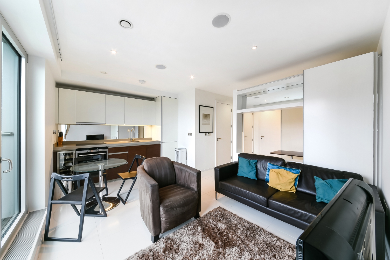 South Boulevard, 7 Baltimore Wharf, Canary Wharf, London, E14 - Chase Evans