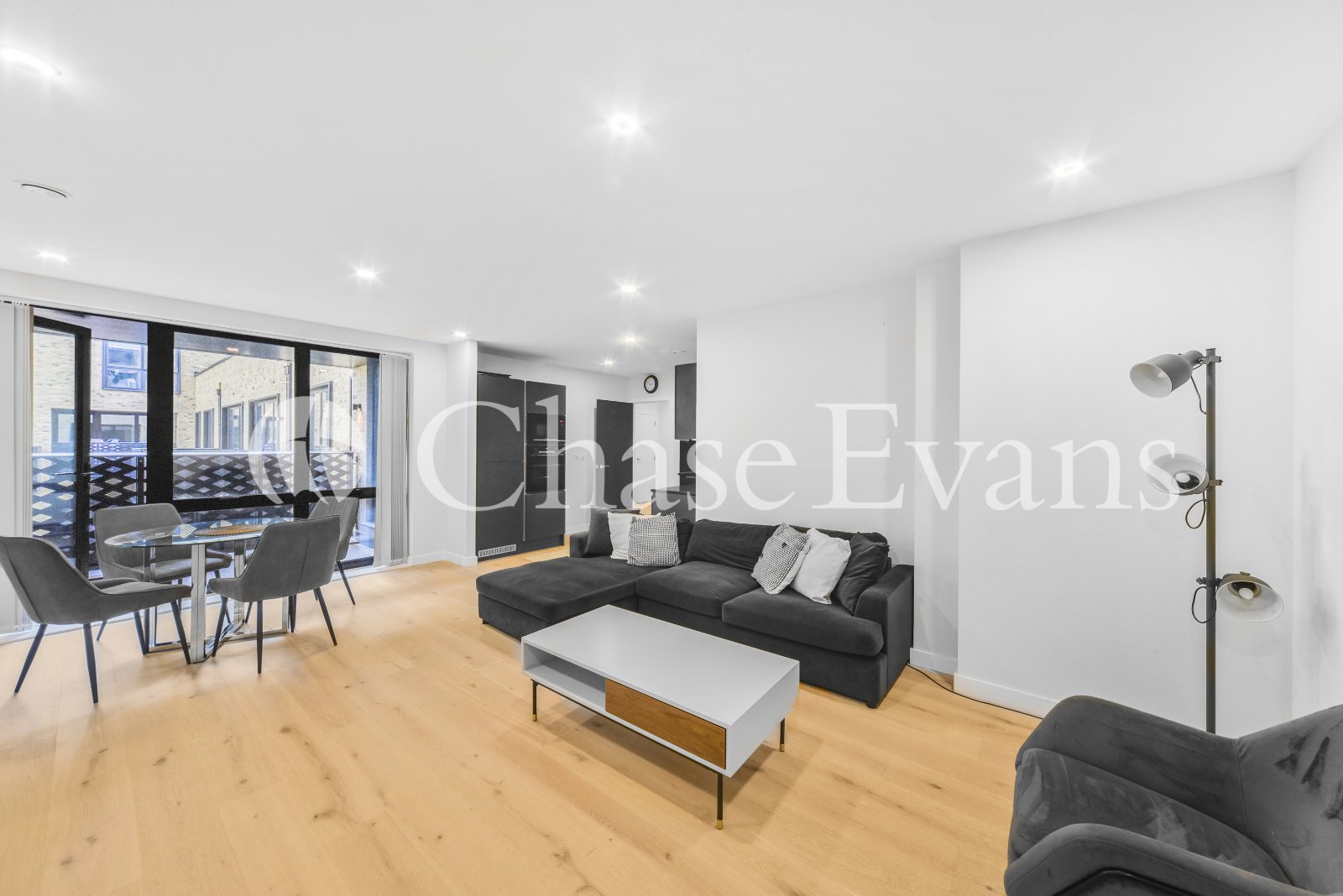 Middle Road, Hanwell Square, Hanwell, London, W7 - Chase Evans