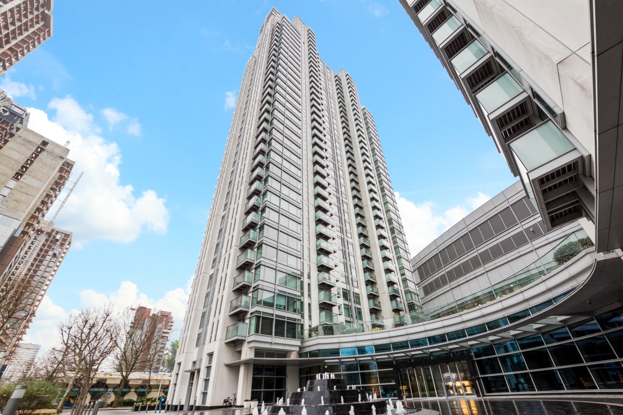 Pan Peninsula Square, Canary Wharf, London, E14