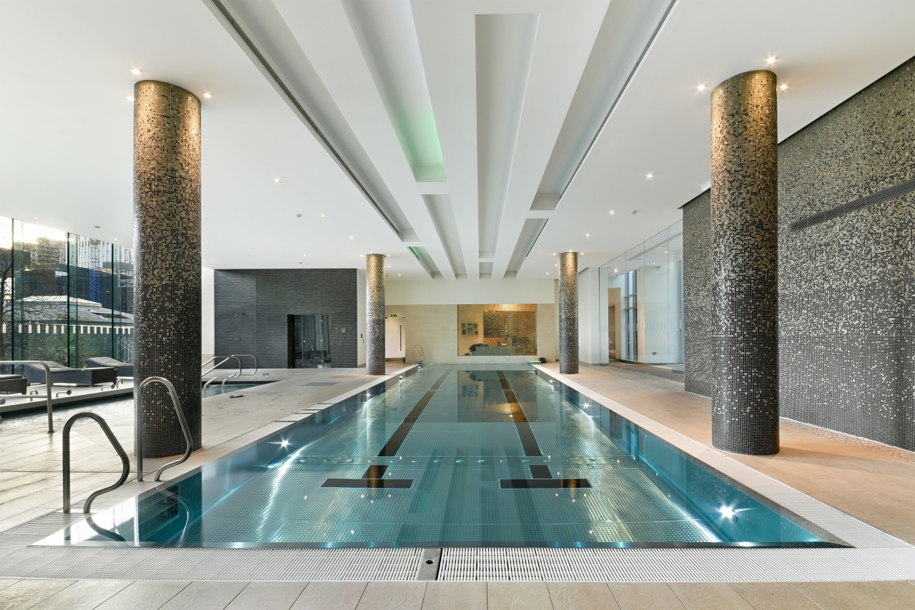 Pan Peninsula Square, Canary Wharf, London, E14