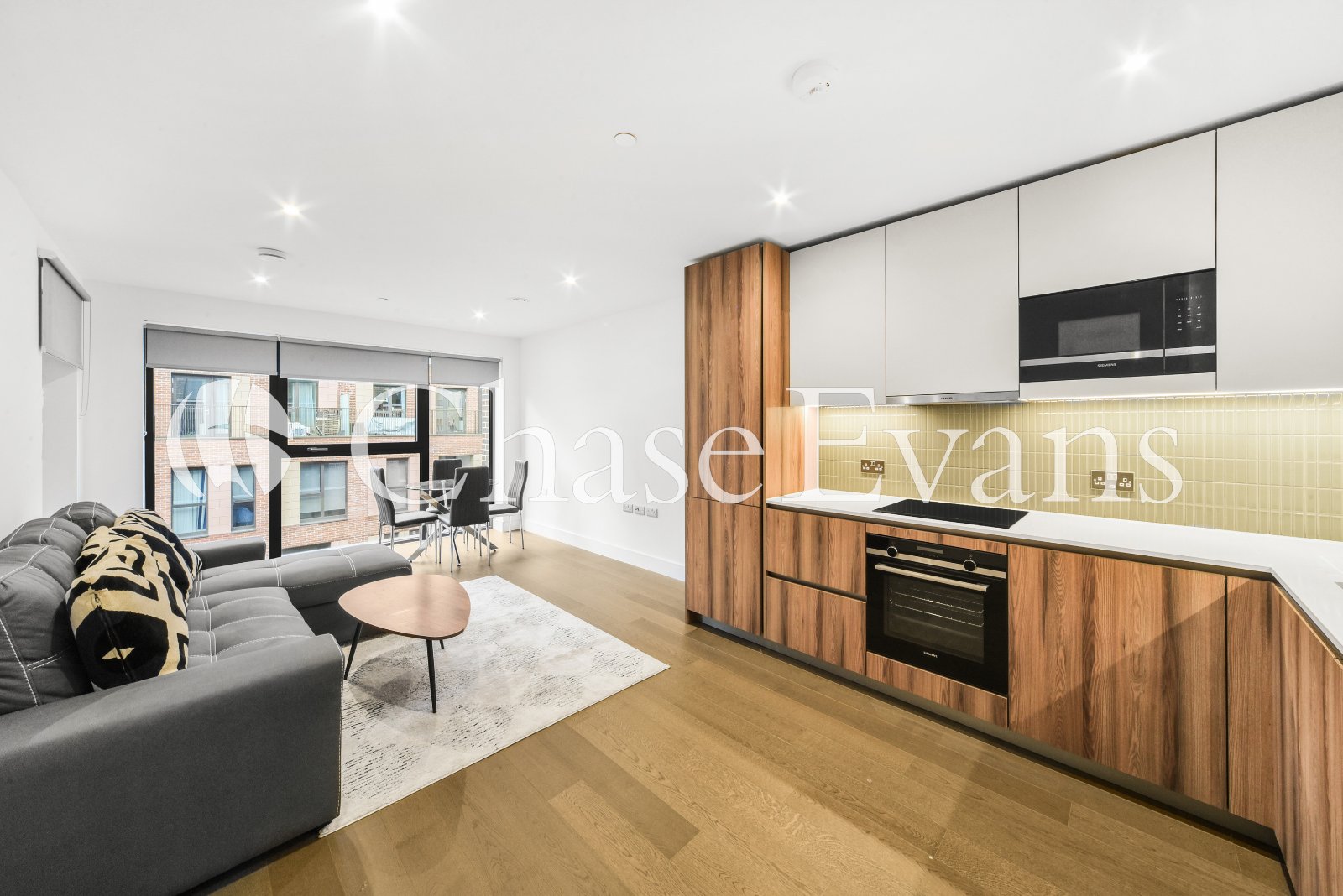 Belfield Mansions, Park & Sayer, 35 Belfield Mansions, Heygate Street, Elephant and Castle, SE17 - Chase Evans