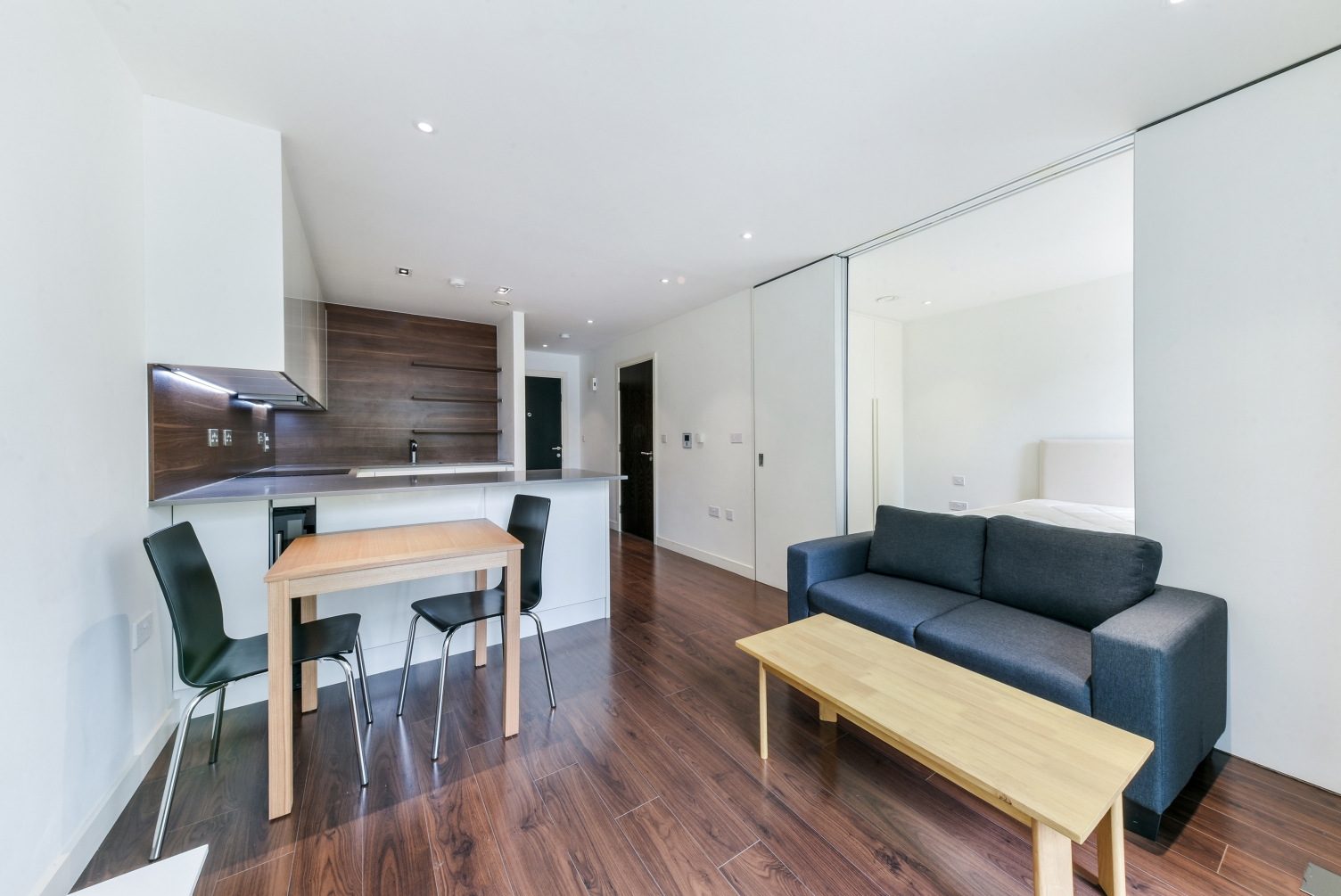 Woodberry Grove, Finsbury Park, London, N4 - Chase Evans