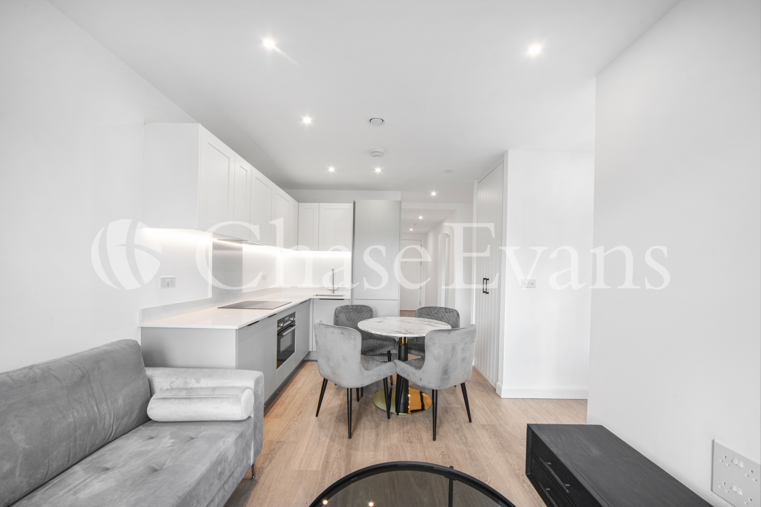 Western Gateway, Royal Docks West, Royal Docks, London, E16 - Chase Evans