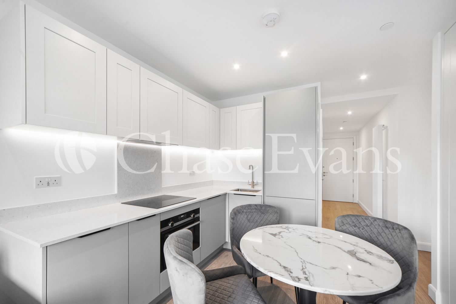 Western Gateway, Royal Docks West, Royal Docks, London, E16 - Chase Evans
