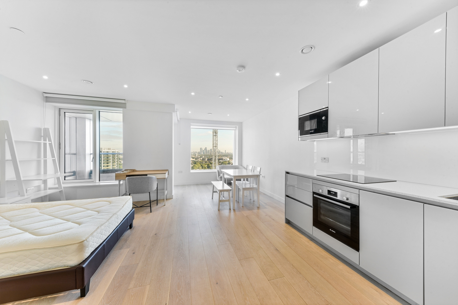 Deacon Street, Elephant & Castle, London, SE17 - Chase Evans