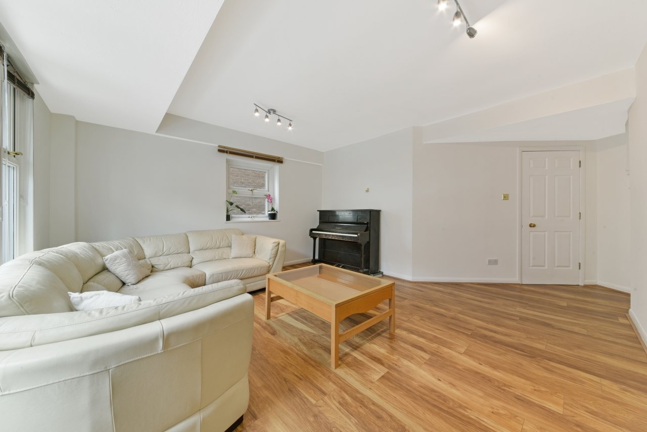 Ferry Street, Docklands, London, E14