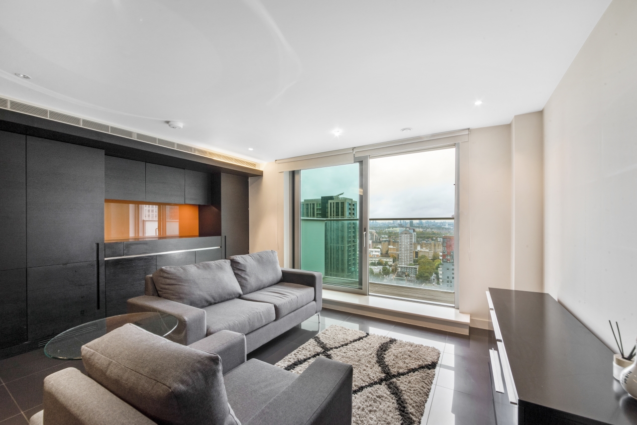 West Tower, Pan Peninsula, 1 Pan Peninsula Square, Canary Wharf, E14