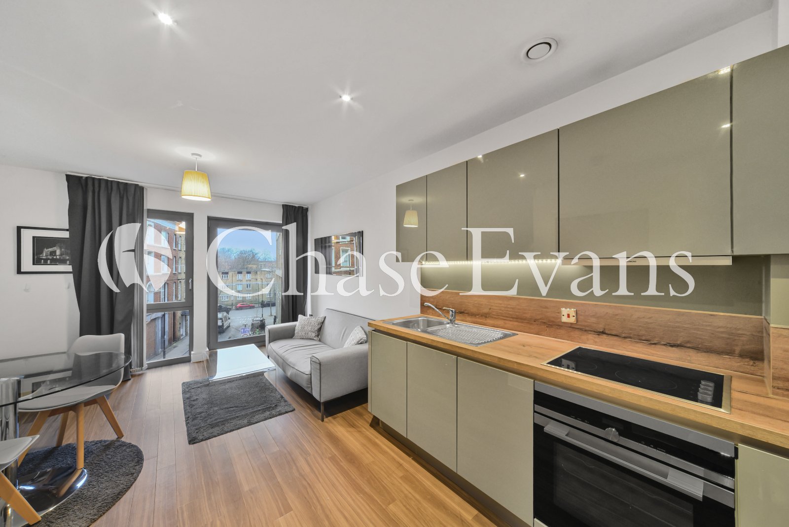 Lydian, Dalston Curve, 11 Ashwin Street, Dalston, London, E8 - Chase Evans