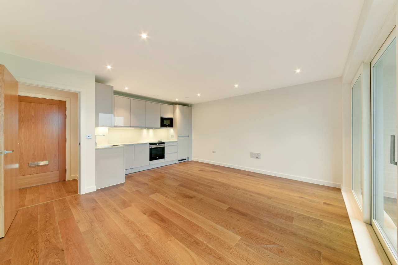 Lismore Boulevard, Colindale Gardens, Colindale, London, NW9 - Chase Evans