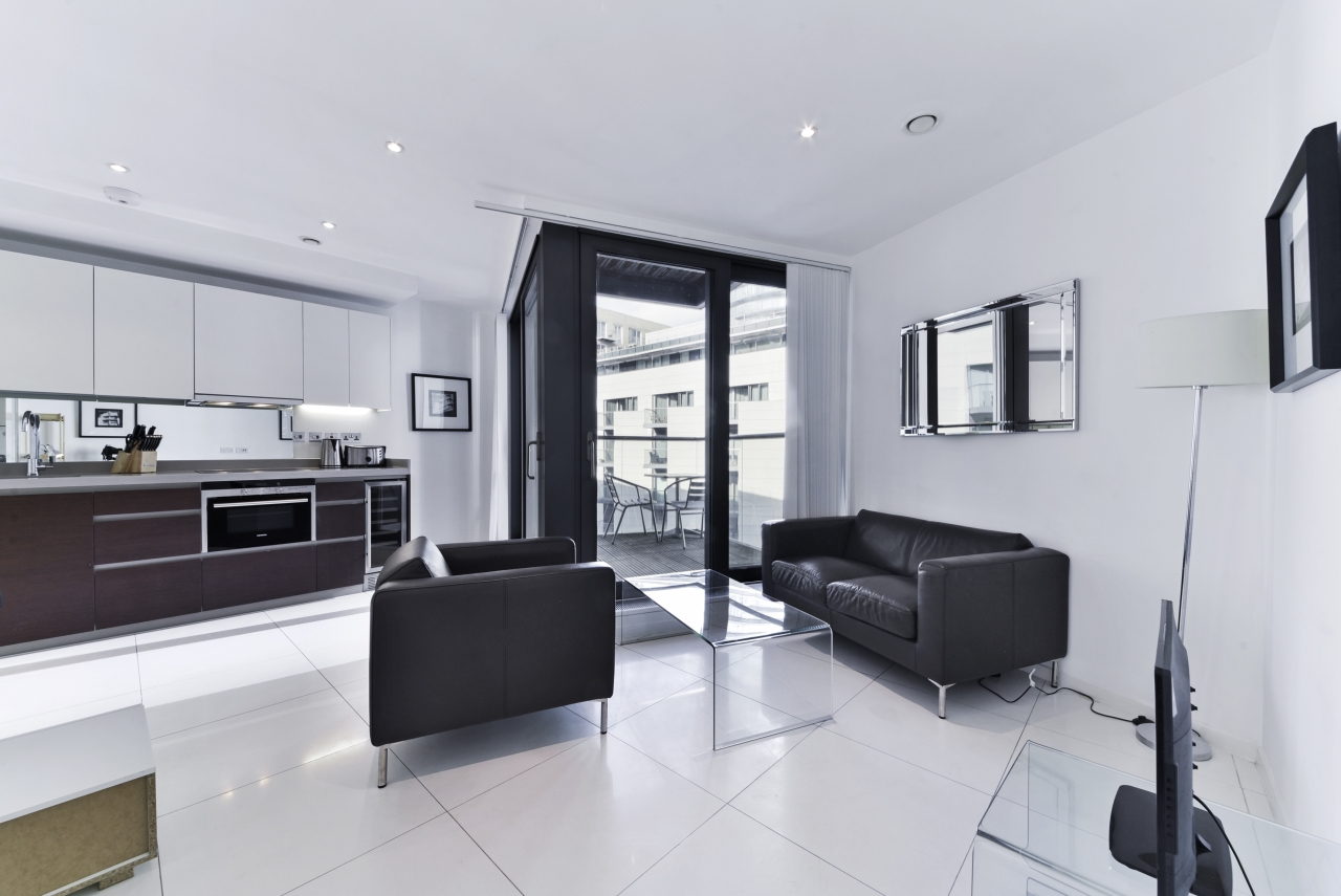 Baltimore Wharf, Canary Wharf, London, E14 - Chase Evans