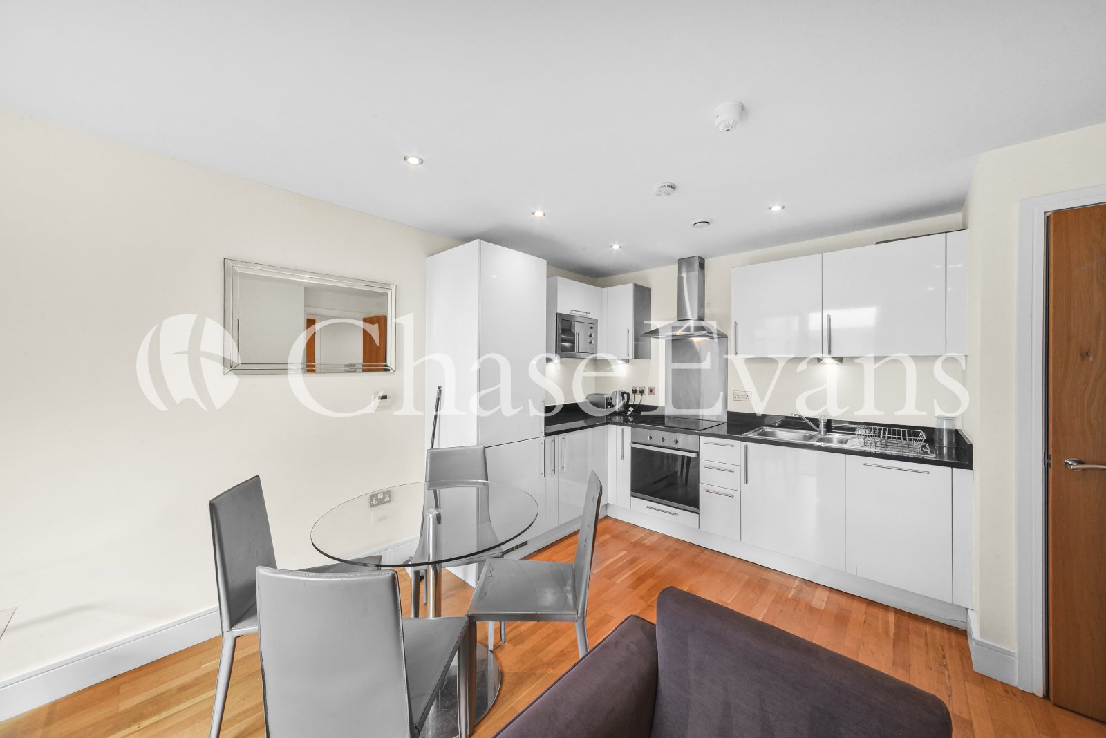 Cobalt Point, 38 Millharbour, Lanterns Court, Canary Wharf, E14 - Chase Evans