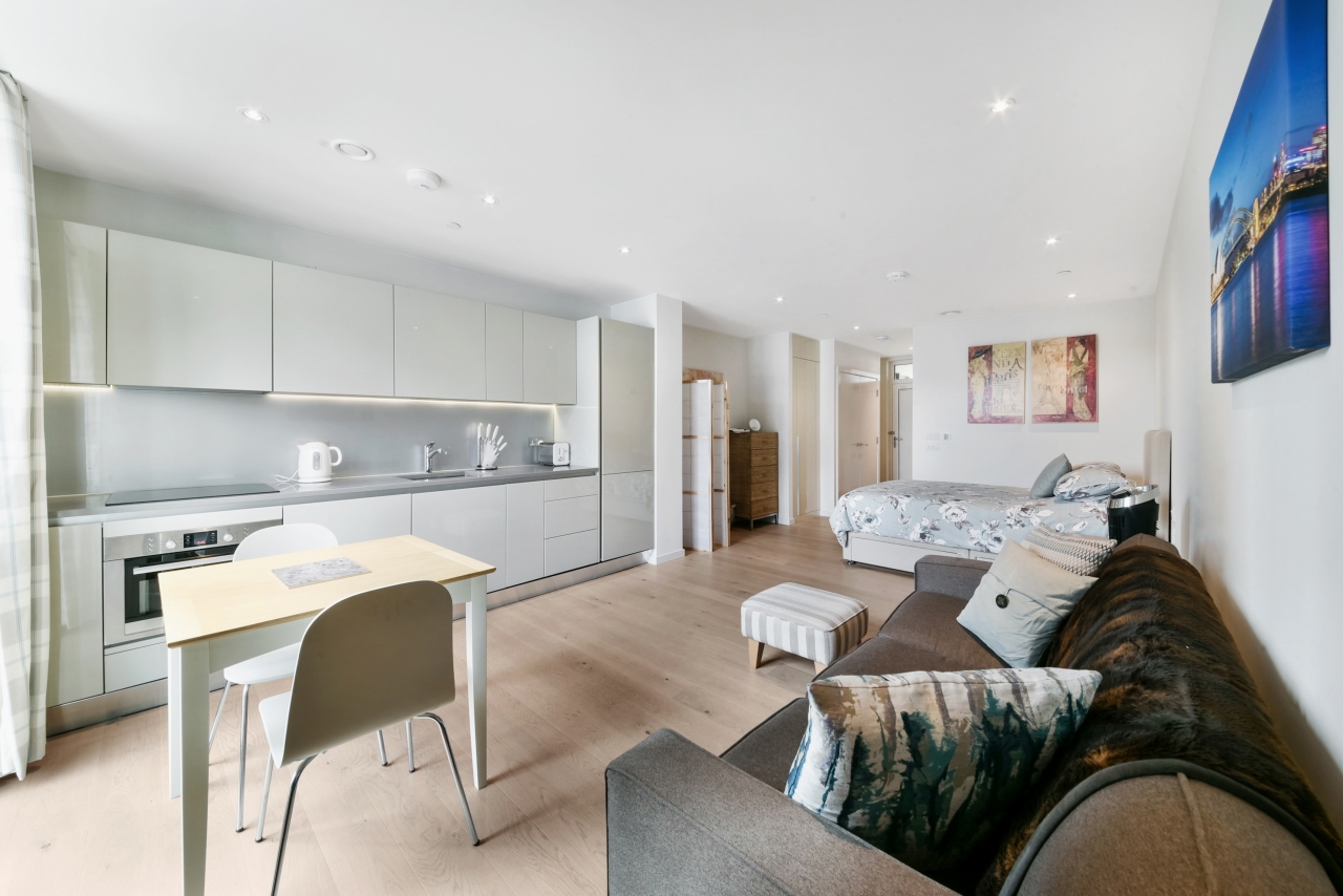 The Pavillion, One The Elephant, Elephant & Castle, London, SE1 - Chase Evans