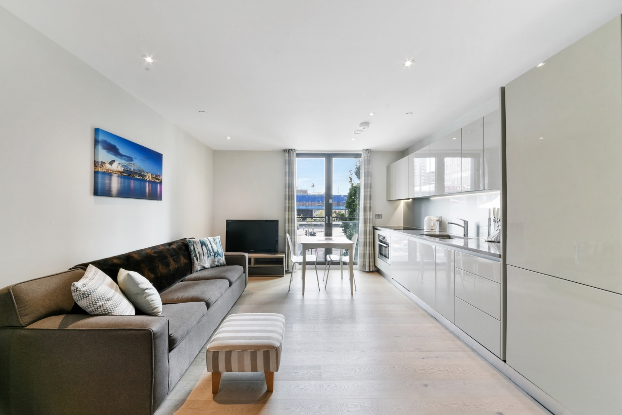 The Pavillion, One The Elephant, Elephant & Castle, London, SE1 - Chase Evans