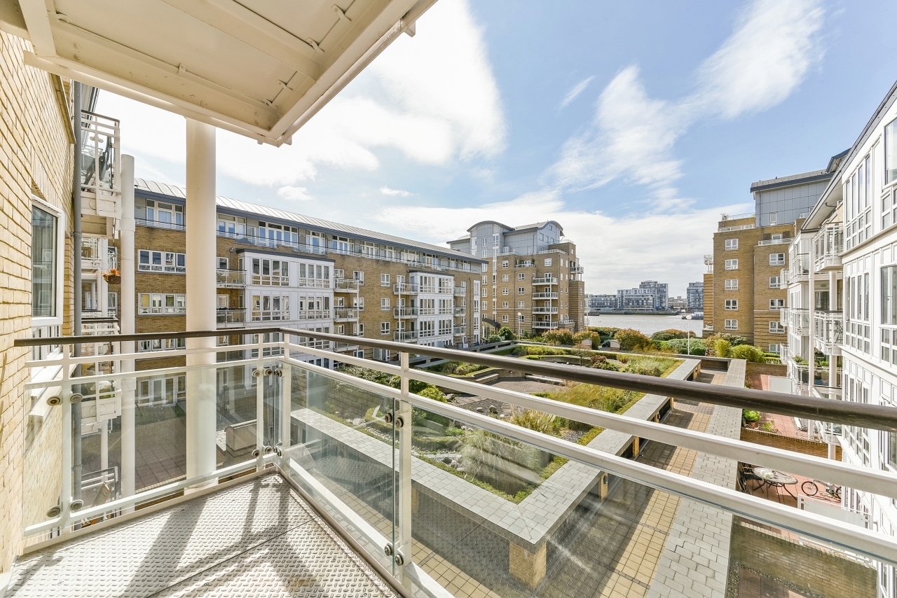 Docklands, London, E14 - Chase Evans