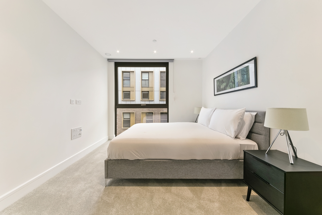 Neroli House, 14 Piazza Walk, Goodman's Fields, Aldgate, E1