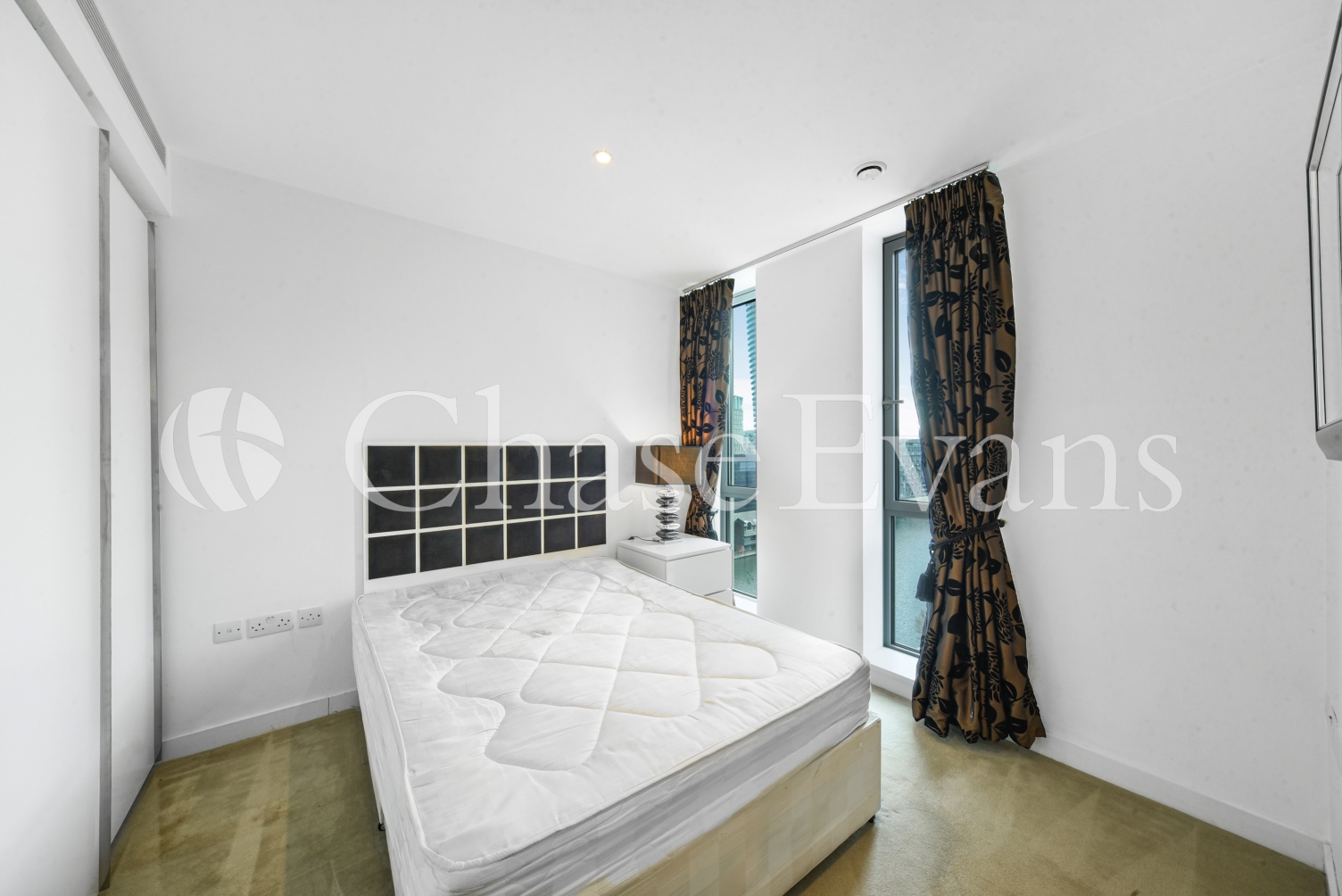 East Tower, 3 Pan Peninsula Square, Canary Wharf, London, E14