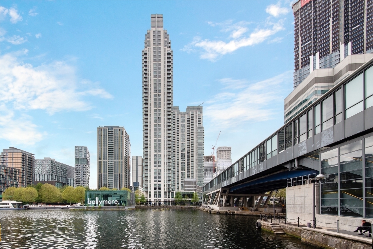 Pan Peninsula Square, Canary Wharf, London, E14