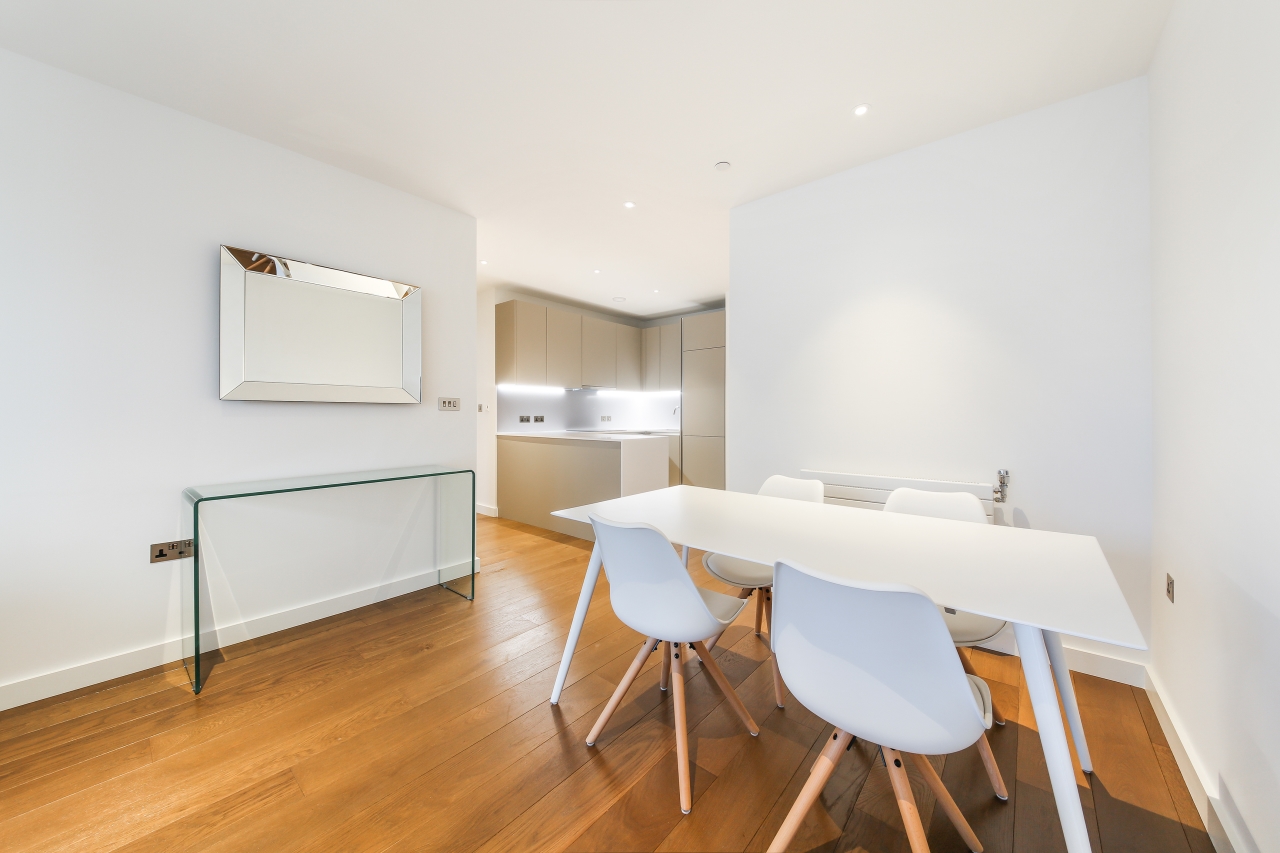 Pienna Apartments, North West Village, 2 Elvin Gardens, Wembley, London, HA9