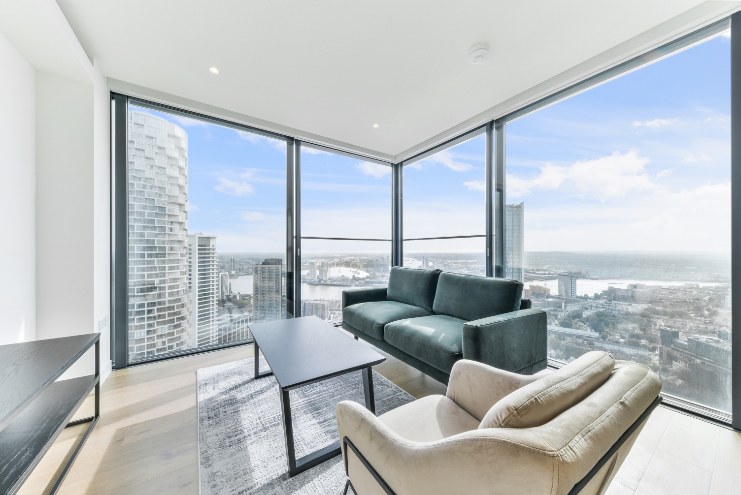 Marsh Wall, Canary Wharf, London, E14 - Chase Evans